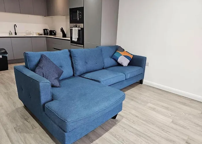 2 Bedroom City Centre Apartment With Terrace